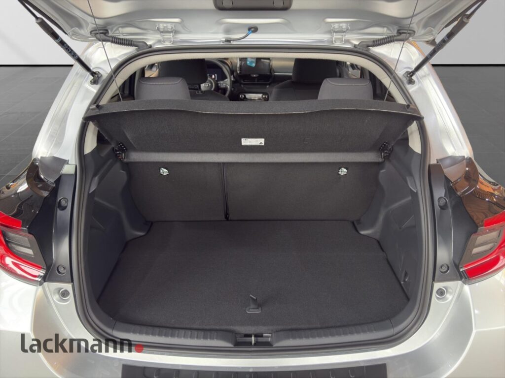 Toyota Yaris Exposé-Bild 7