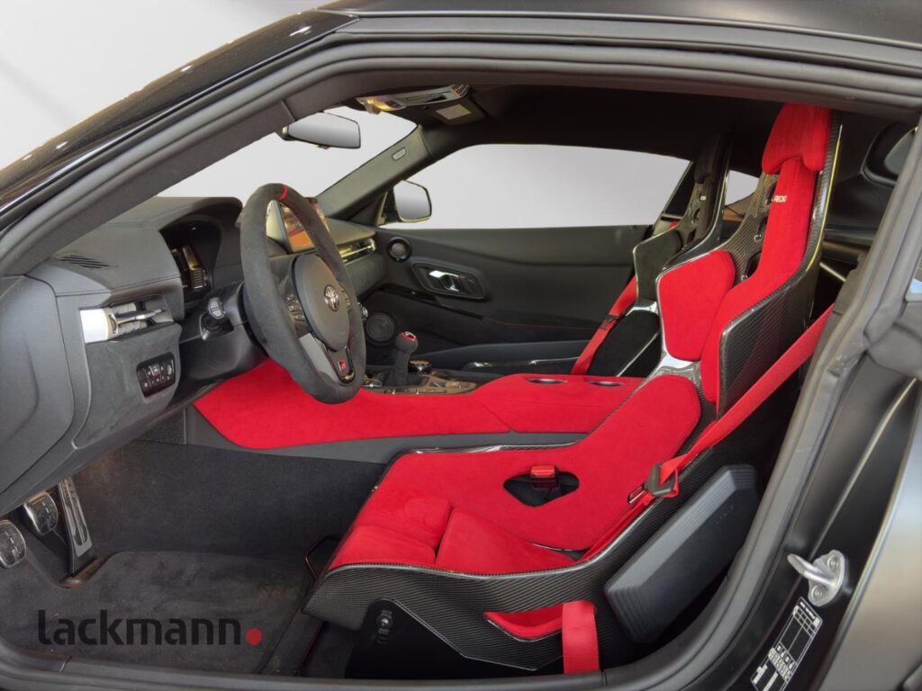 Toyota Supra Exposé-Bild 8