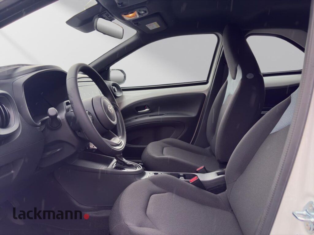 Toyota Aygo X Exposé-Bild 8