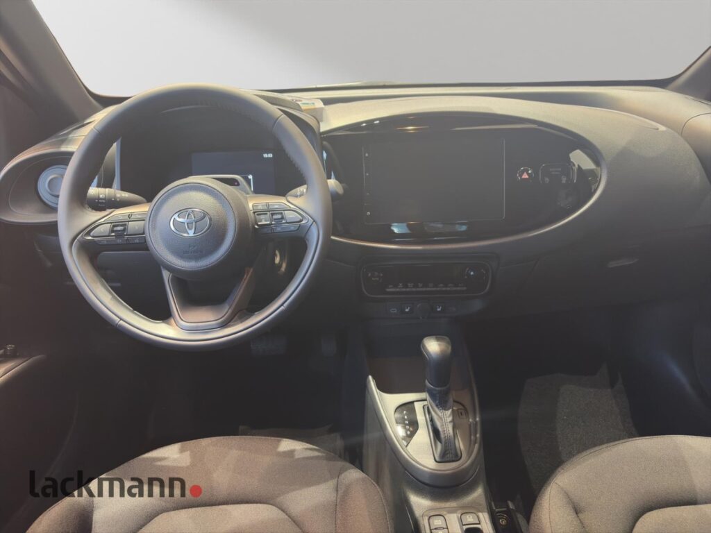 Toyota Aygo X Exposé-Bild 9