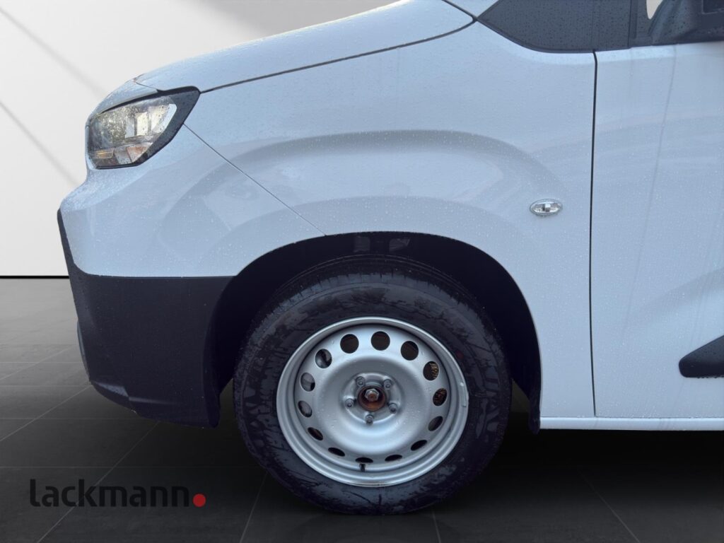 Toyota Proace City Exposé-Bild 10