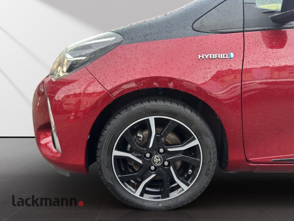 Toyota Yaris Exposé-Bild 11