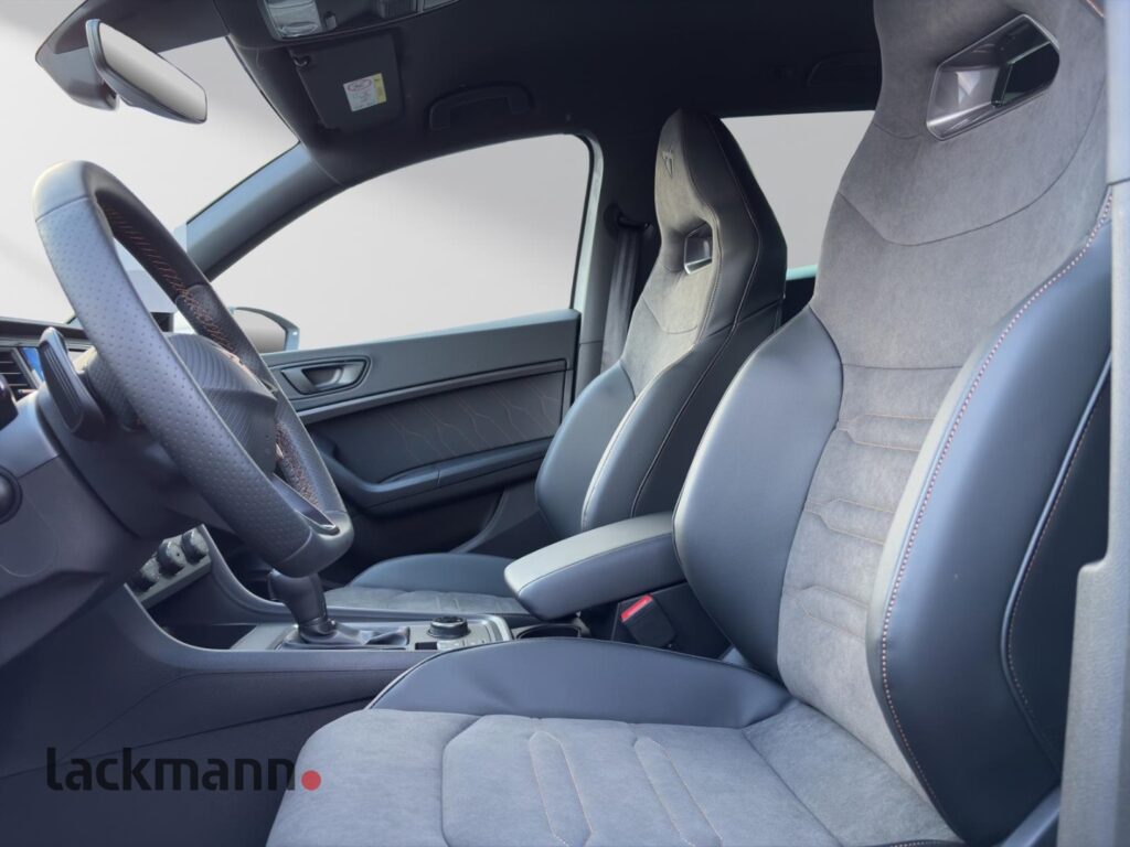 Cupra Ateca Exposé-Bild 8