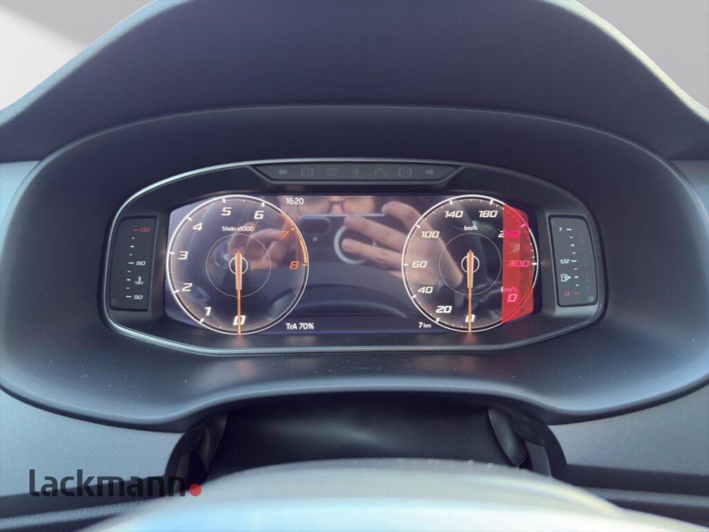 Cupra Ateca Exposé-Bild 14