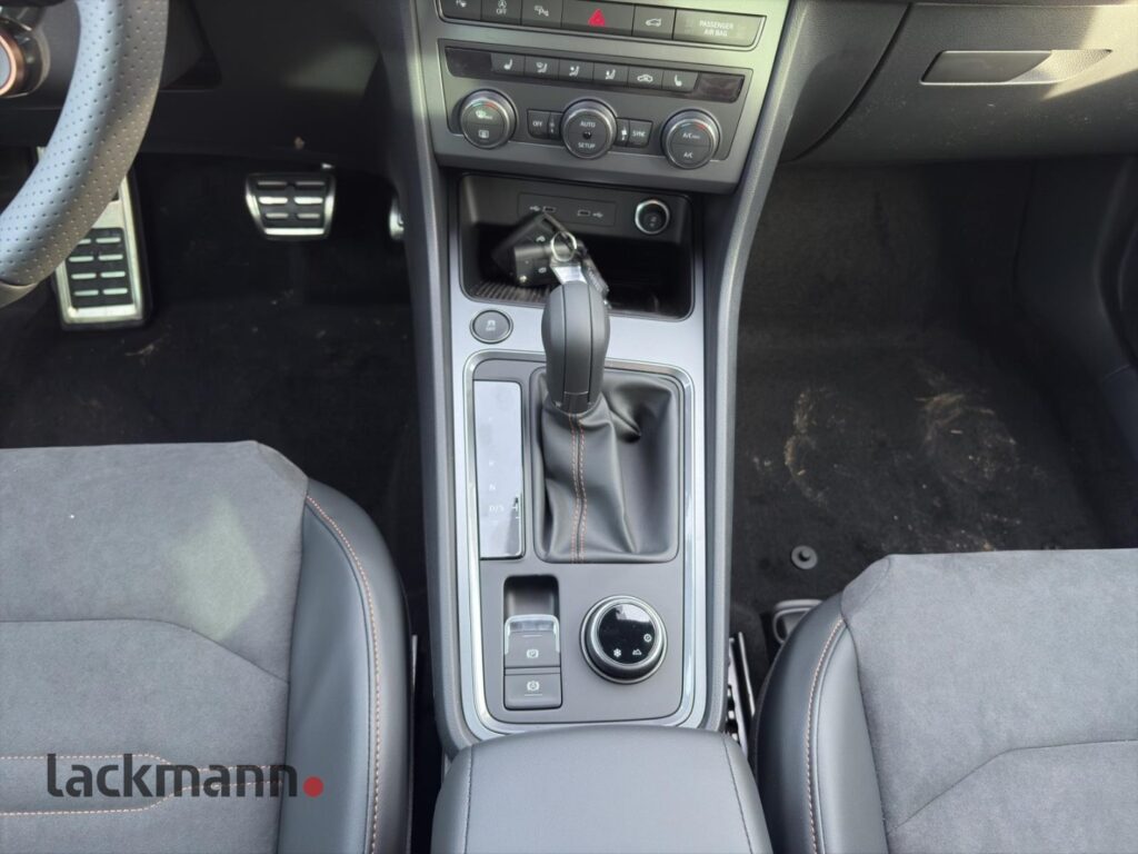 Cupra Ateca Exposé-Bild 12