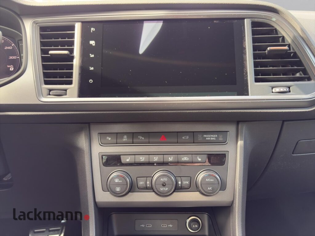 Cupra Ateca Exposé-Bild 13