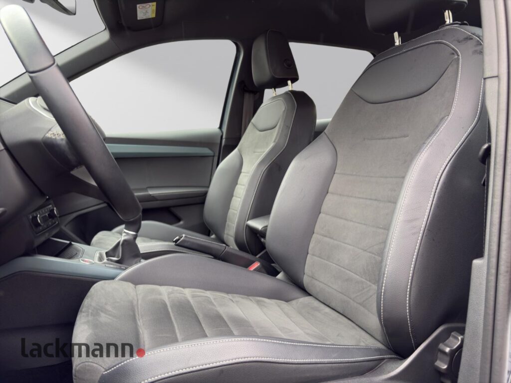 Seat Arona Exposé-Bild 8