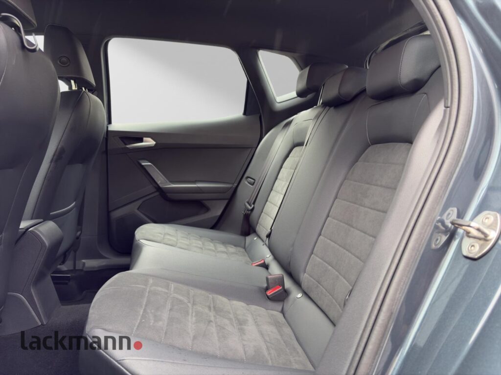Seat Arona Exposé-Bild 9