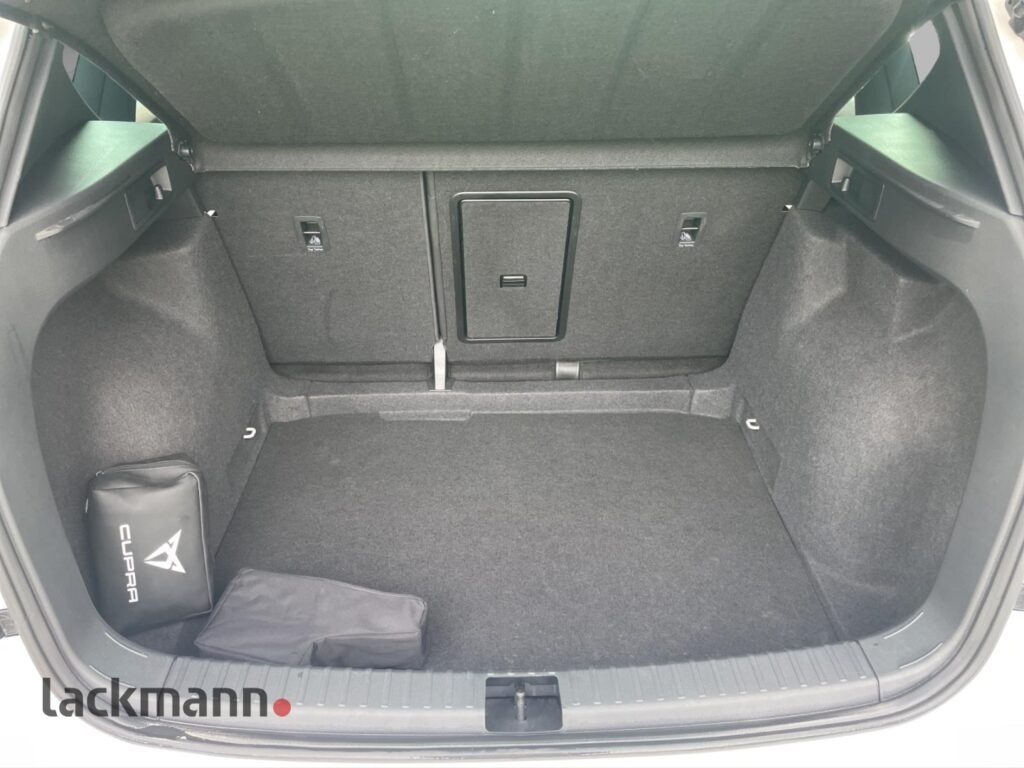 Cupra Ateca Exposé-Bild 7