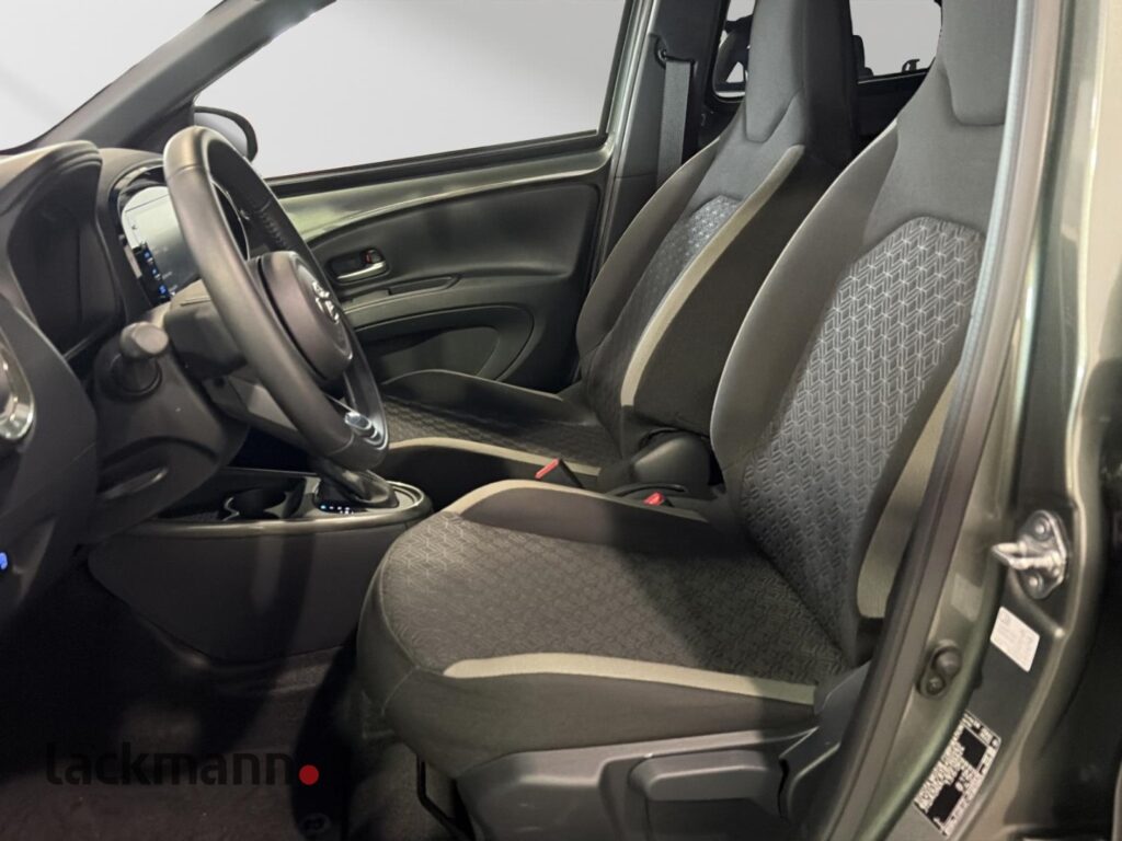 Toyota Aygo X Exposé-Bild 8