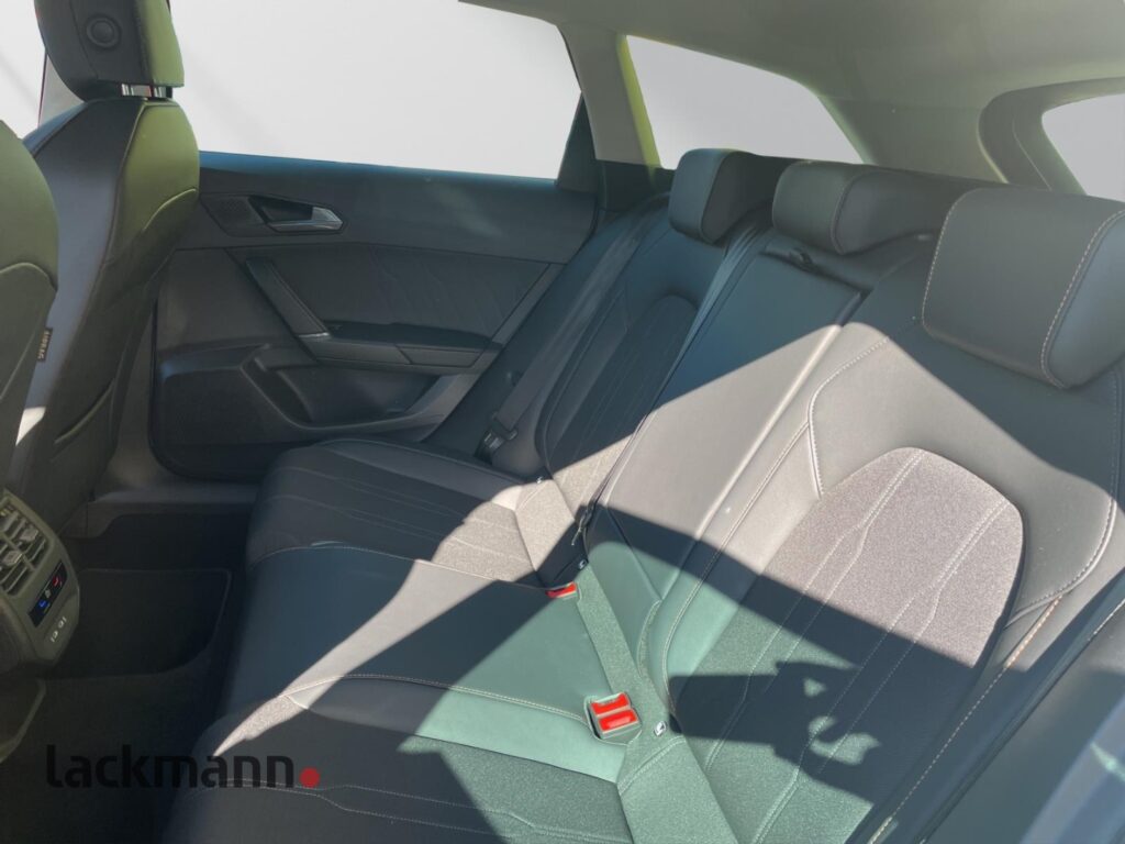 Cupra Leon Exposé-Bild 8