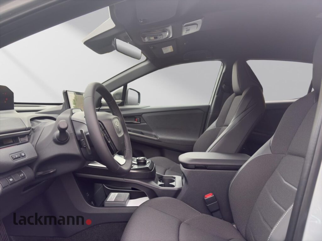 Toyota C-HR Exposé-Bild 8